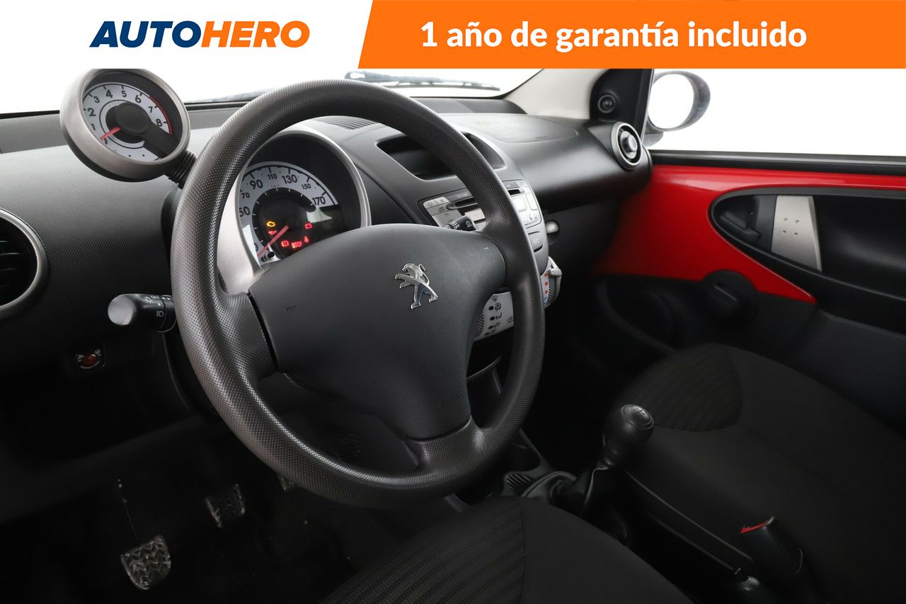 Foto Peugeot 107 12