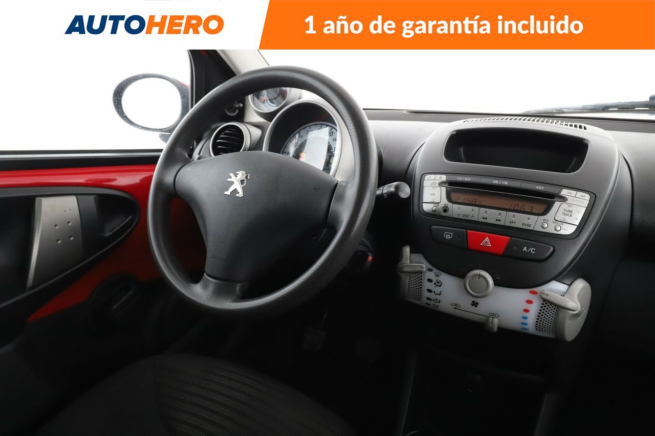 Foto Peugeot 107 14