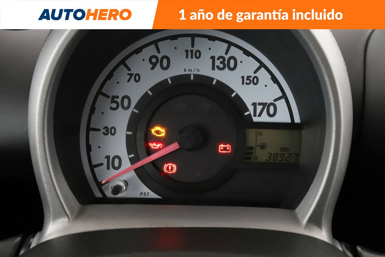 Foto Peugeot 107 21
