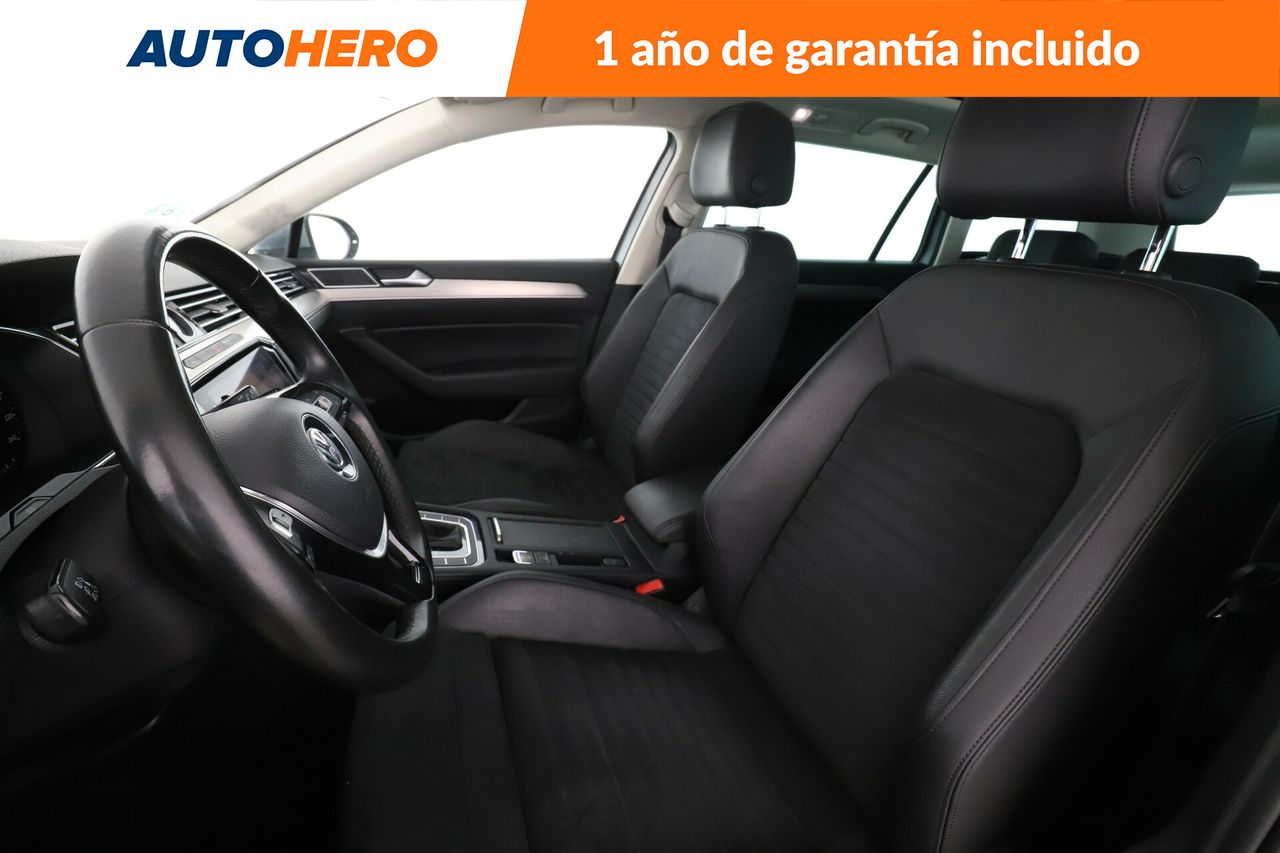 Foto Volkswagen Passat 10
