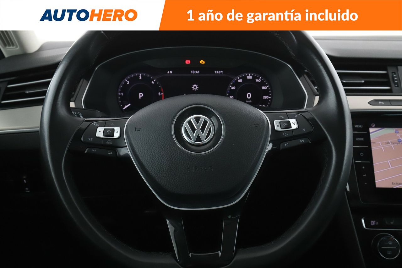 Foto Volkswagen Passat 19