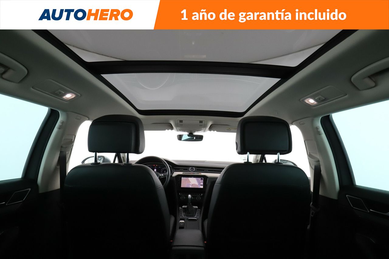 Foto Volkswagen Passat 21
