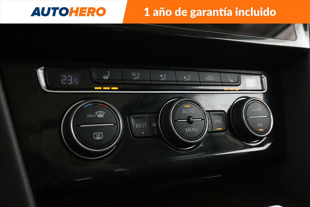 Foto Volkswagen Passat 30
