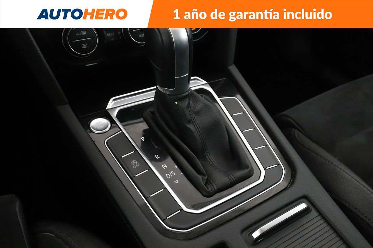 Foto Volkswagen Passat 32
