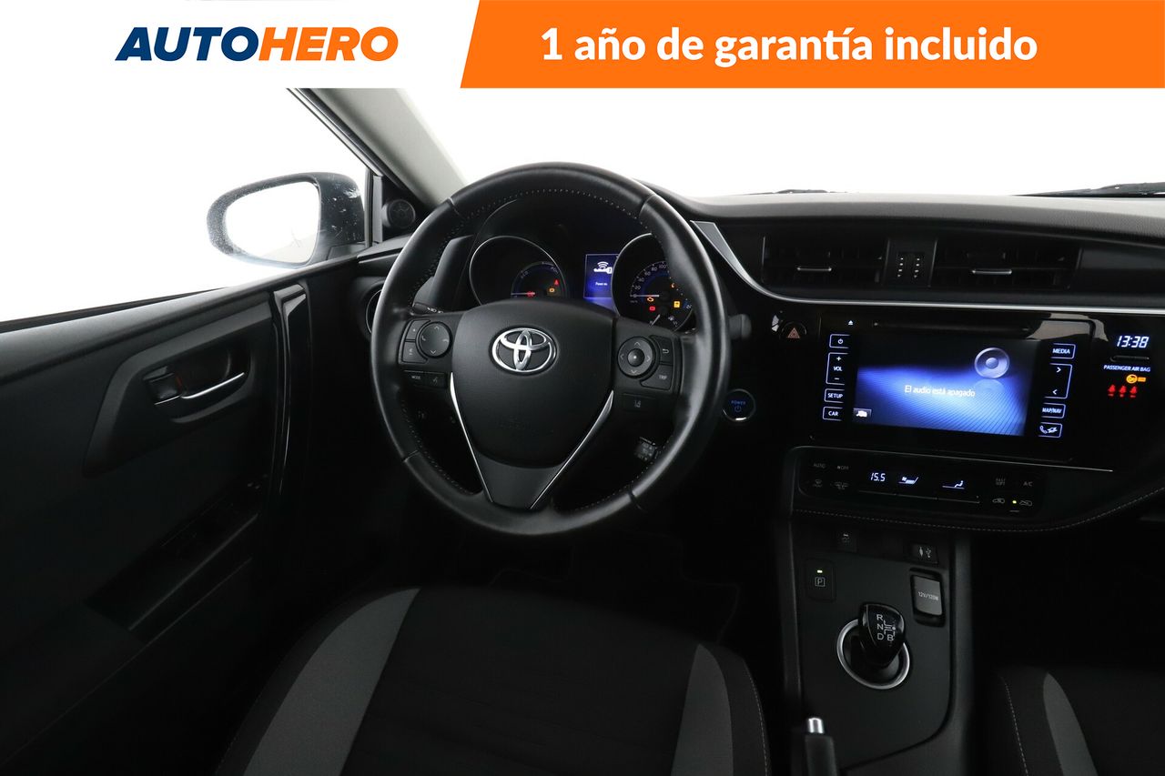 Foto Toyota Auris 14