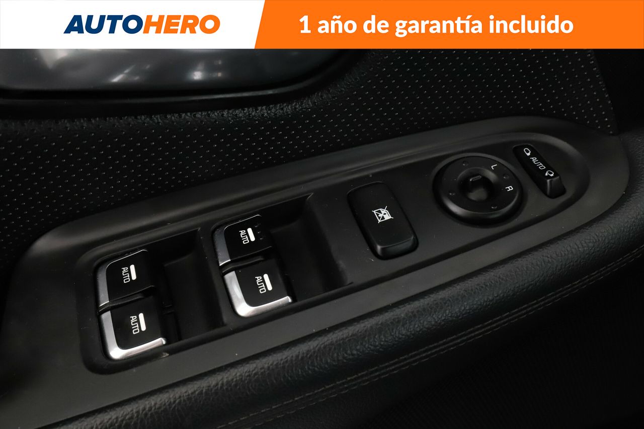 Foto Kia Carens 23