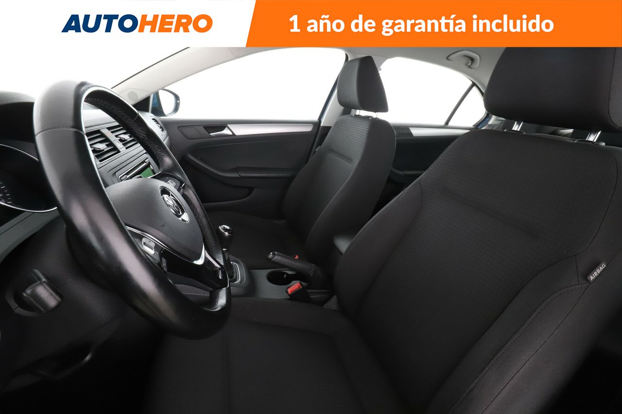 Foto Volkswagen Jetta 11