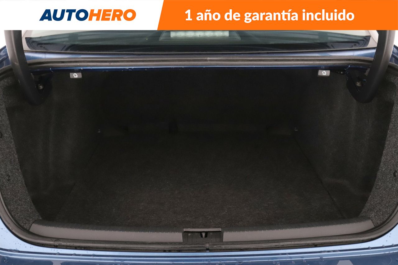 Foto Volkswagen Jetta 18