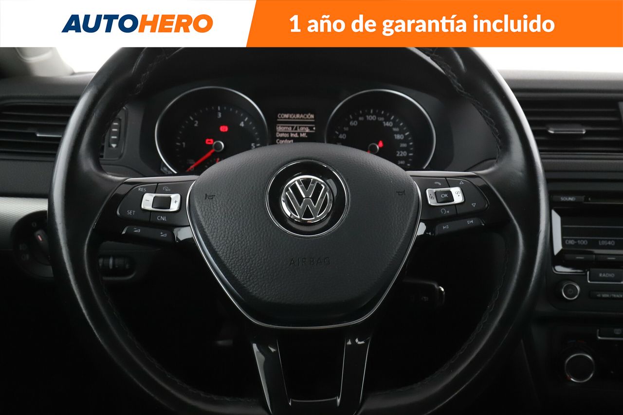 Foto Volkswagen Jetta 20