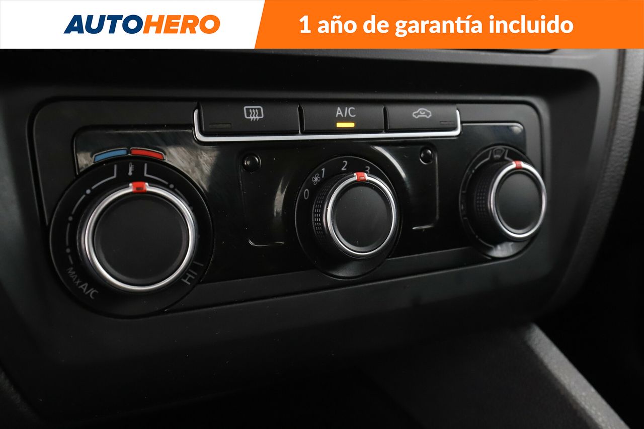 Foto Volkswagen Jetta 24