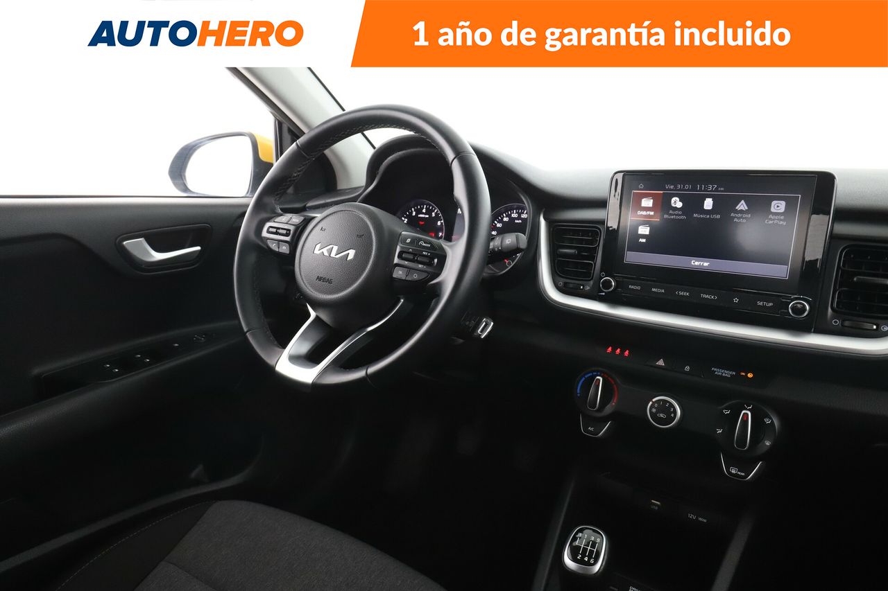 Foto Kia Stonic 13