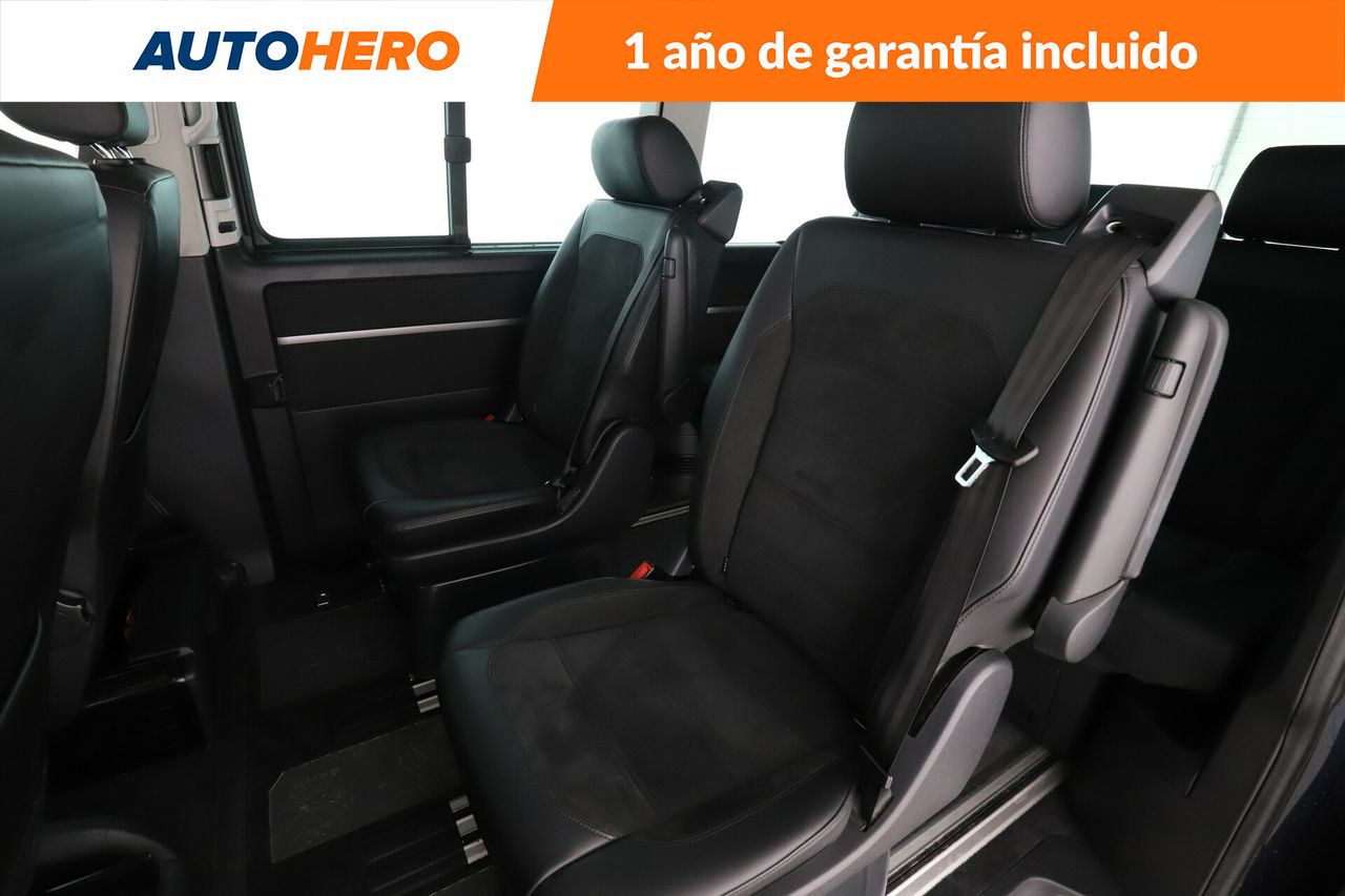 Foto Volkswagen Multivan 14