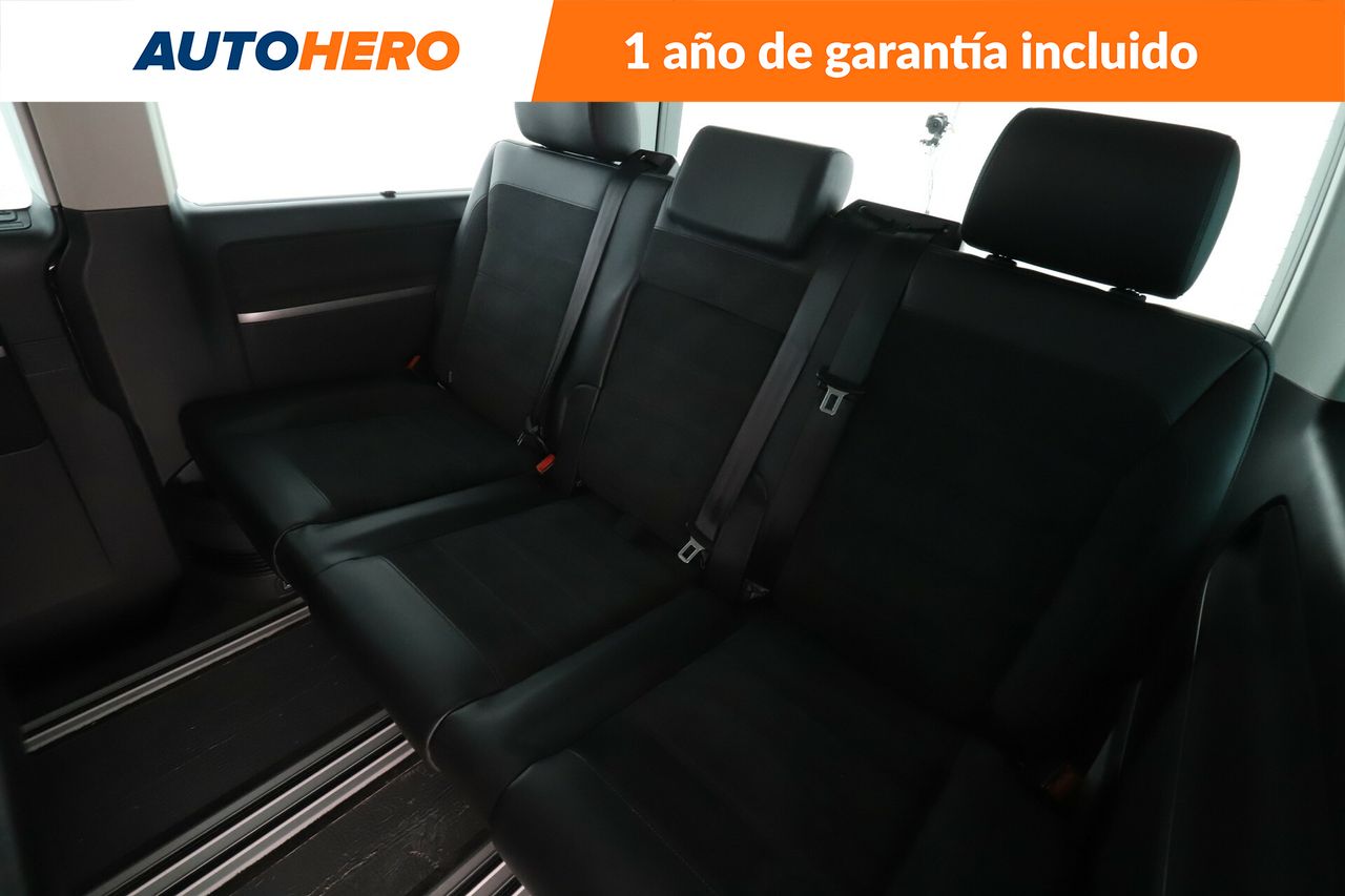 Foto Volkswagen Multivan 21