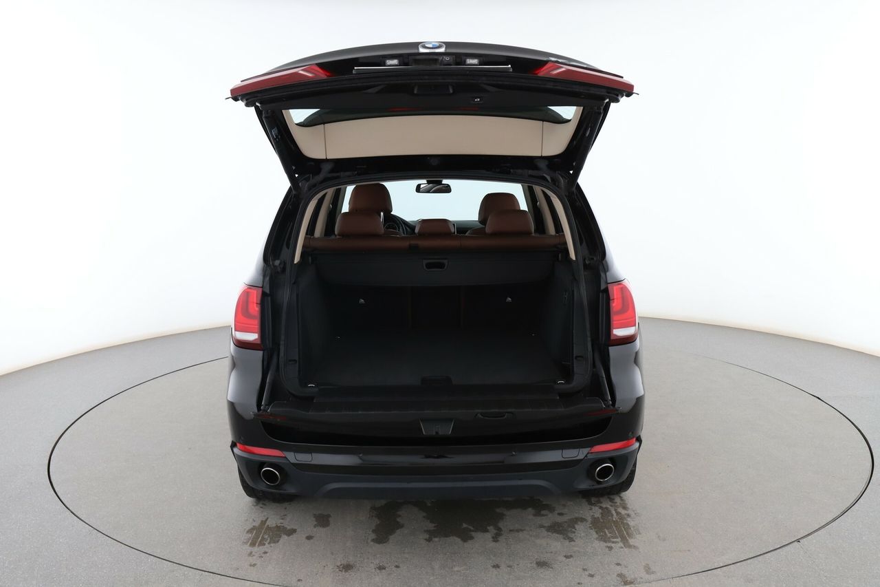 Foto BMW X5 16