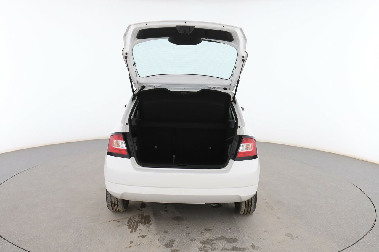 Foto Skoda Fabia 16