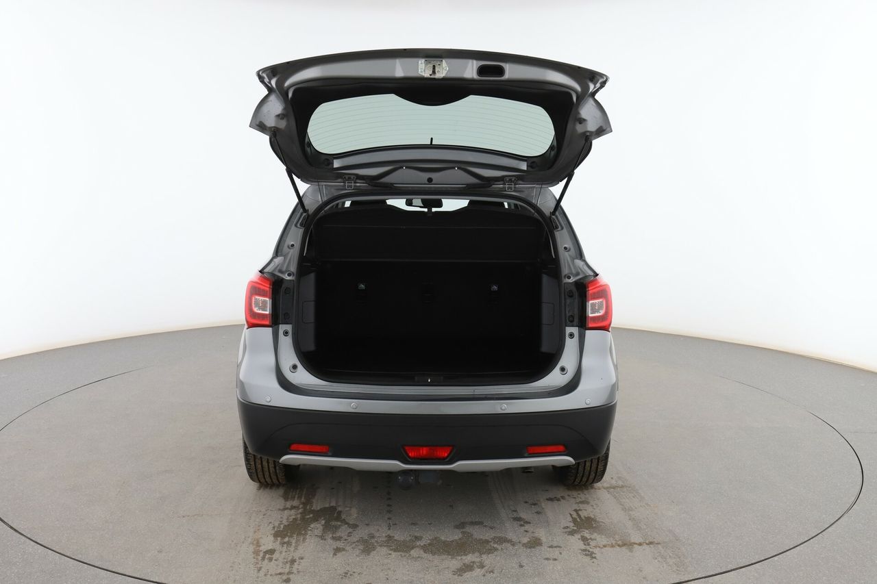 Foto Suzuki S-Cross 16