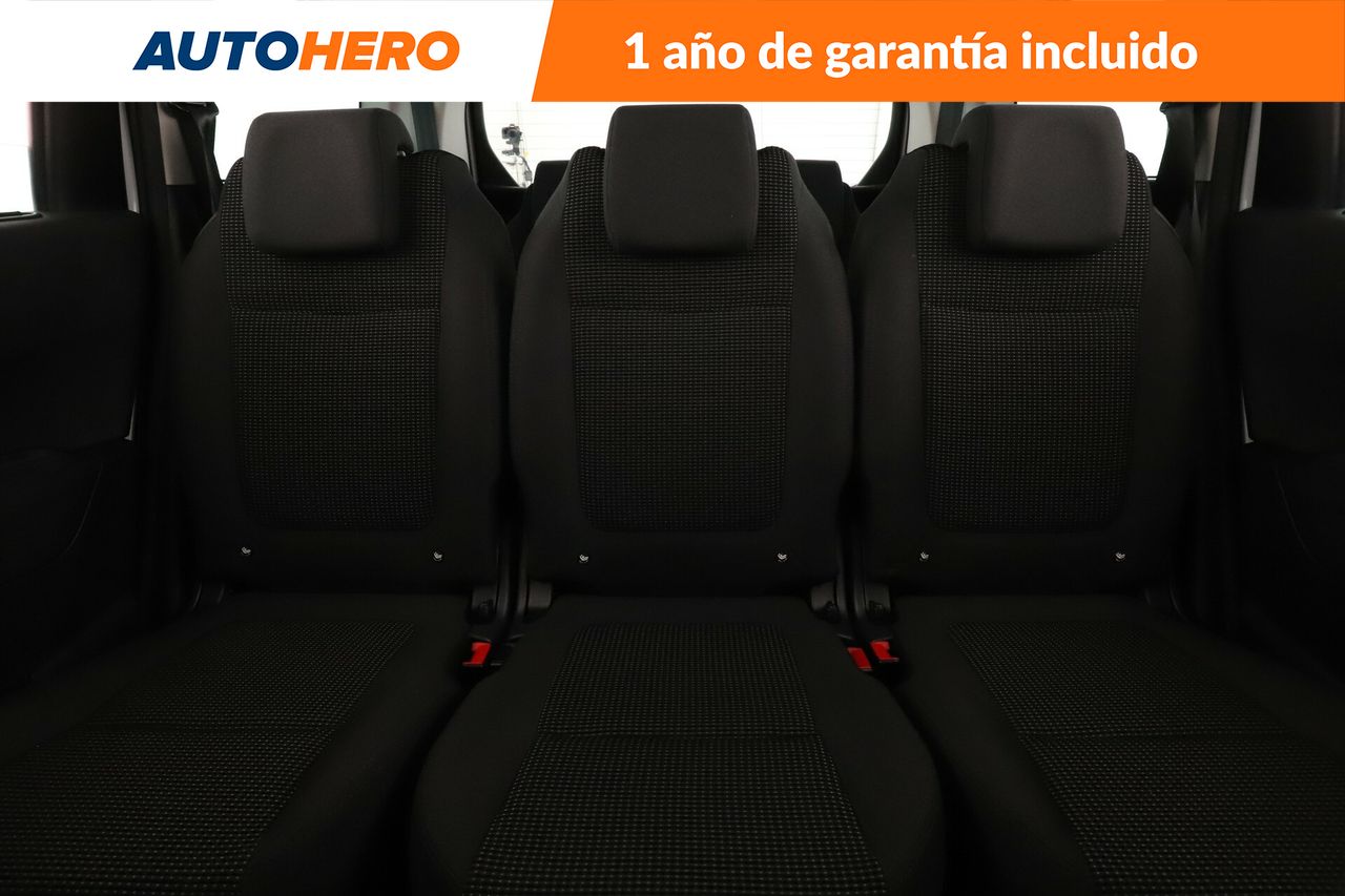 Foto Peugeot 5008 15