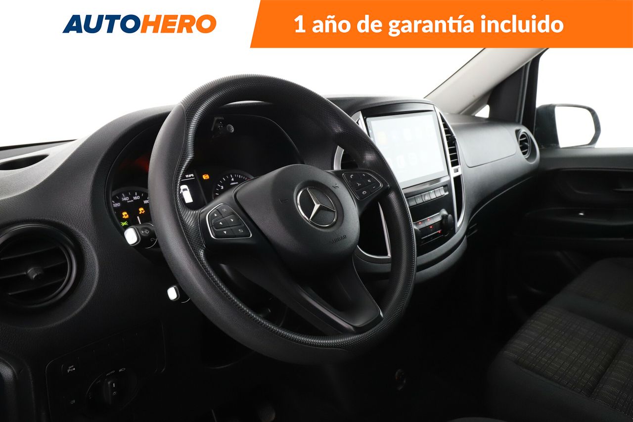 Foto Mercedes-Benz Vito 12