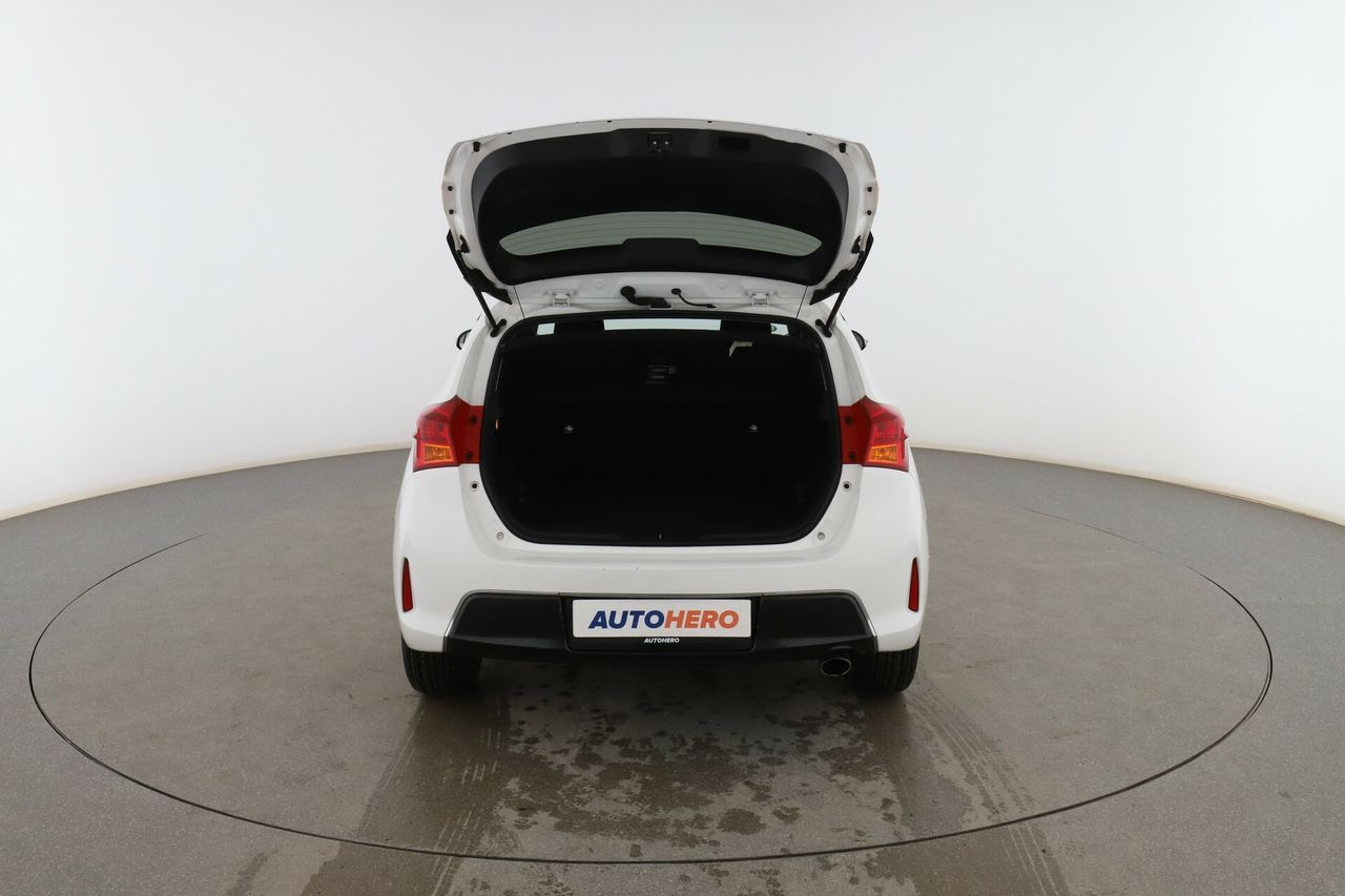 Foto Toyota Auris 16