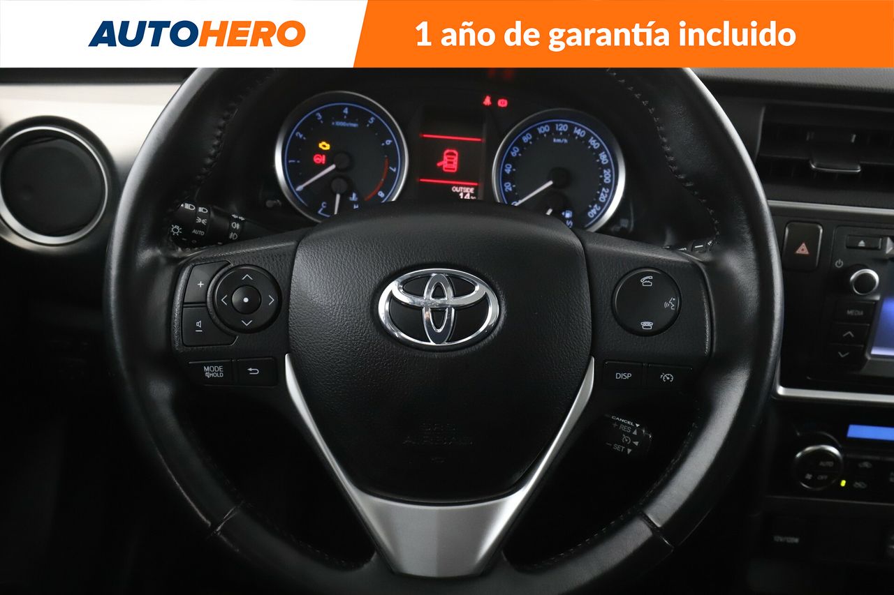 Foto Toyota Auris 19