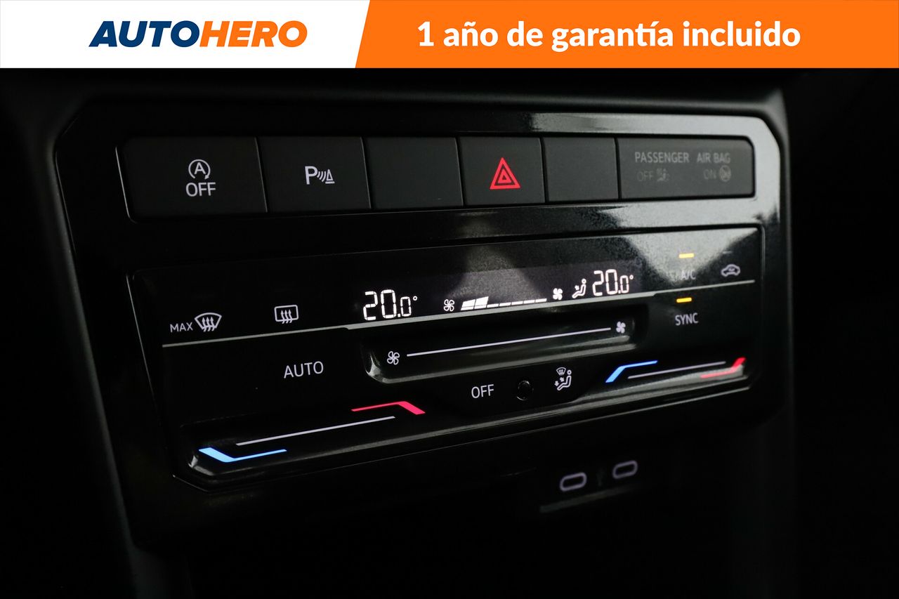 Foto Volkswagen T-Cross 24