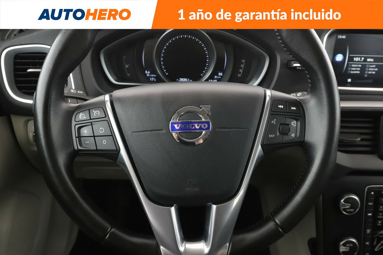 Foto Volvo V40 19