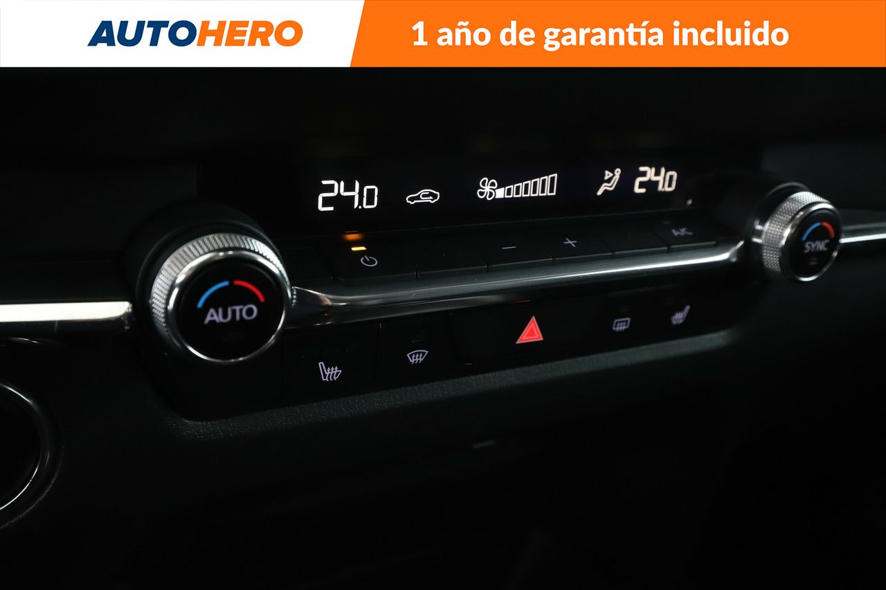 Foto Mazda CX-30 24