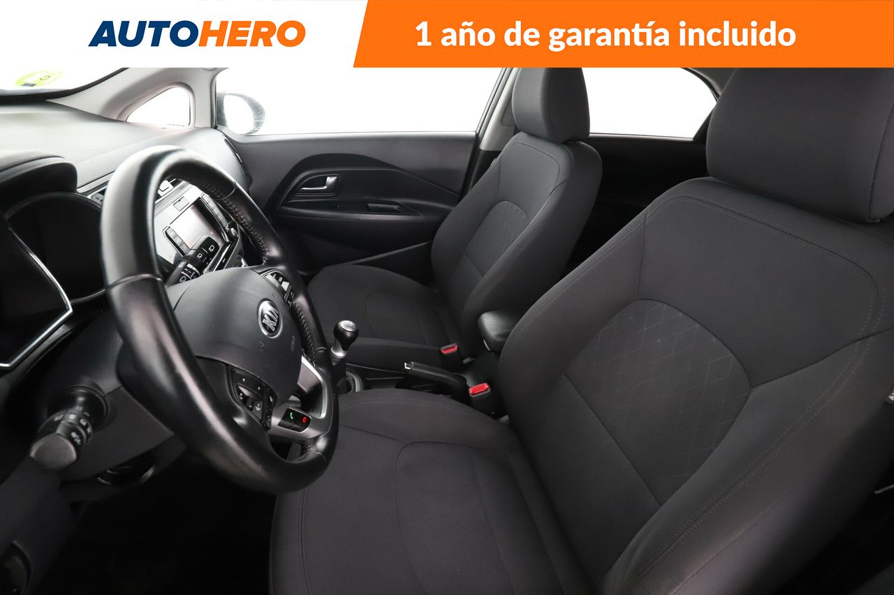 Foto Kia Rio 11