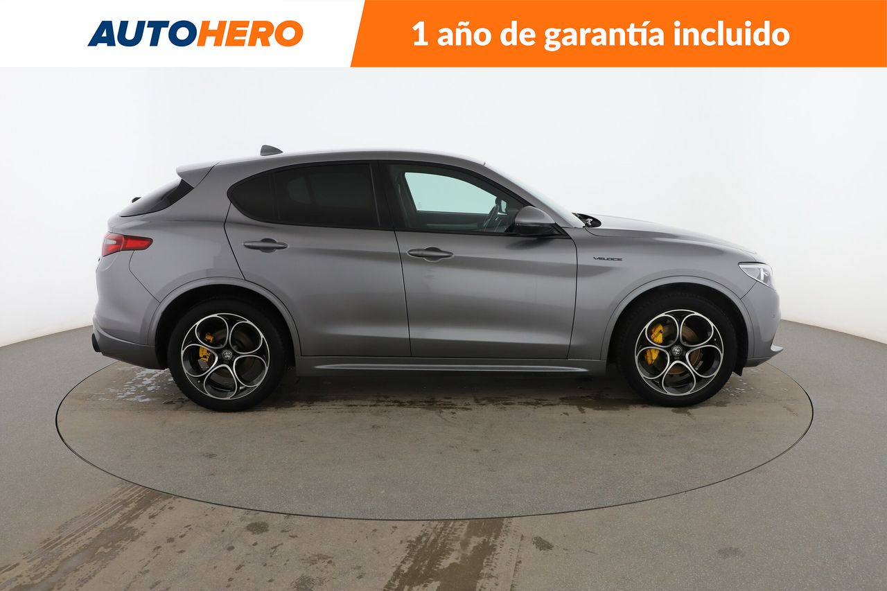 Foto Alfa Romeo Stelvio 6
