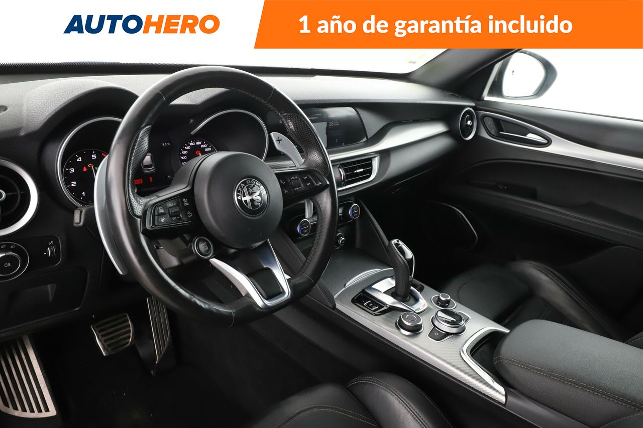 Foto Alfa Romeo Stelvio 11