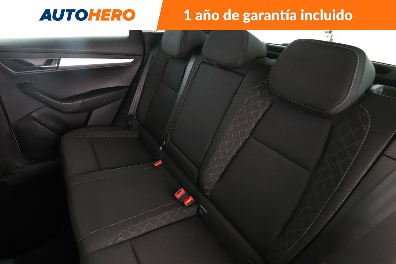 Foto Skoda Karoq 14