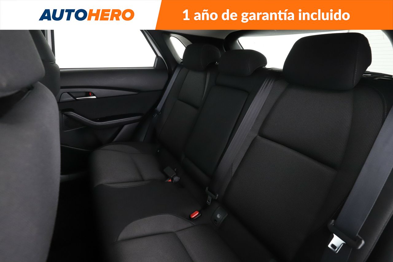 Foto Mazda CX-30 15