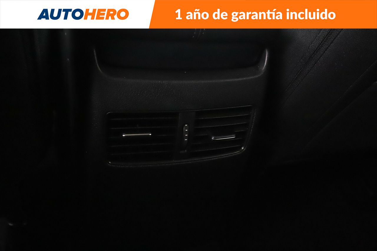 Foto Mazda CX-30 32