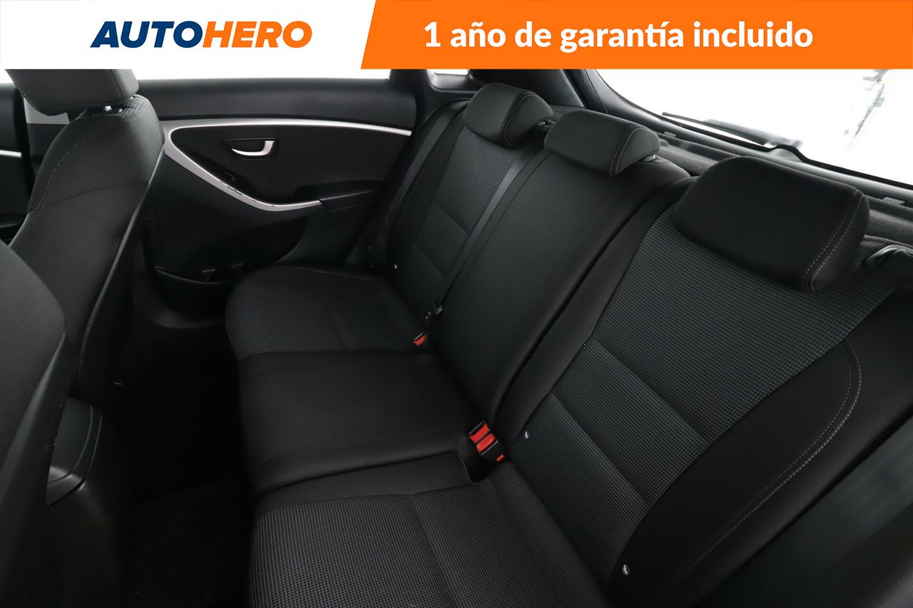Foto Hyundai i30 13