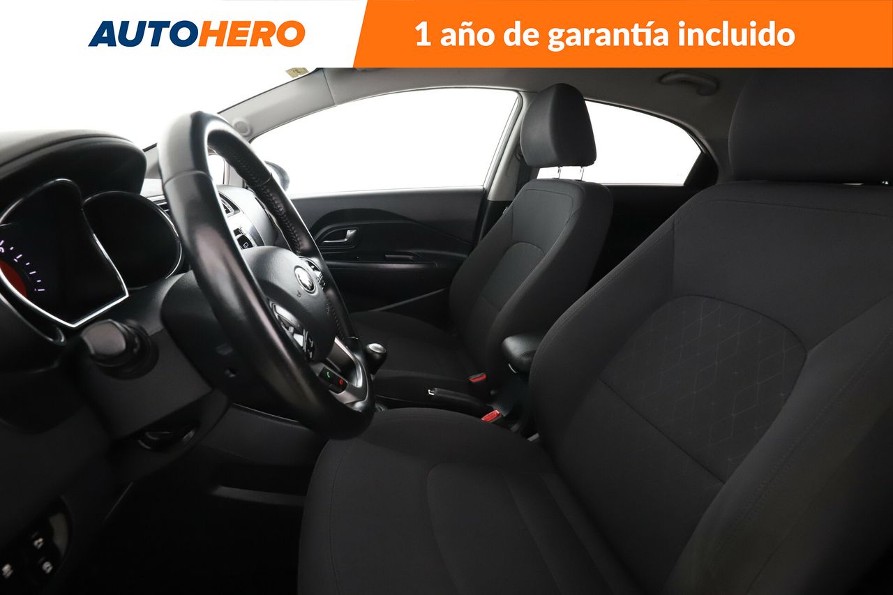 Foto Kia Rio 10