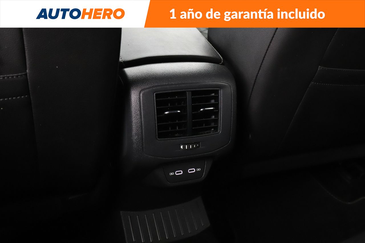 Foto Volkswagen T-Roc 22