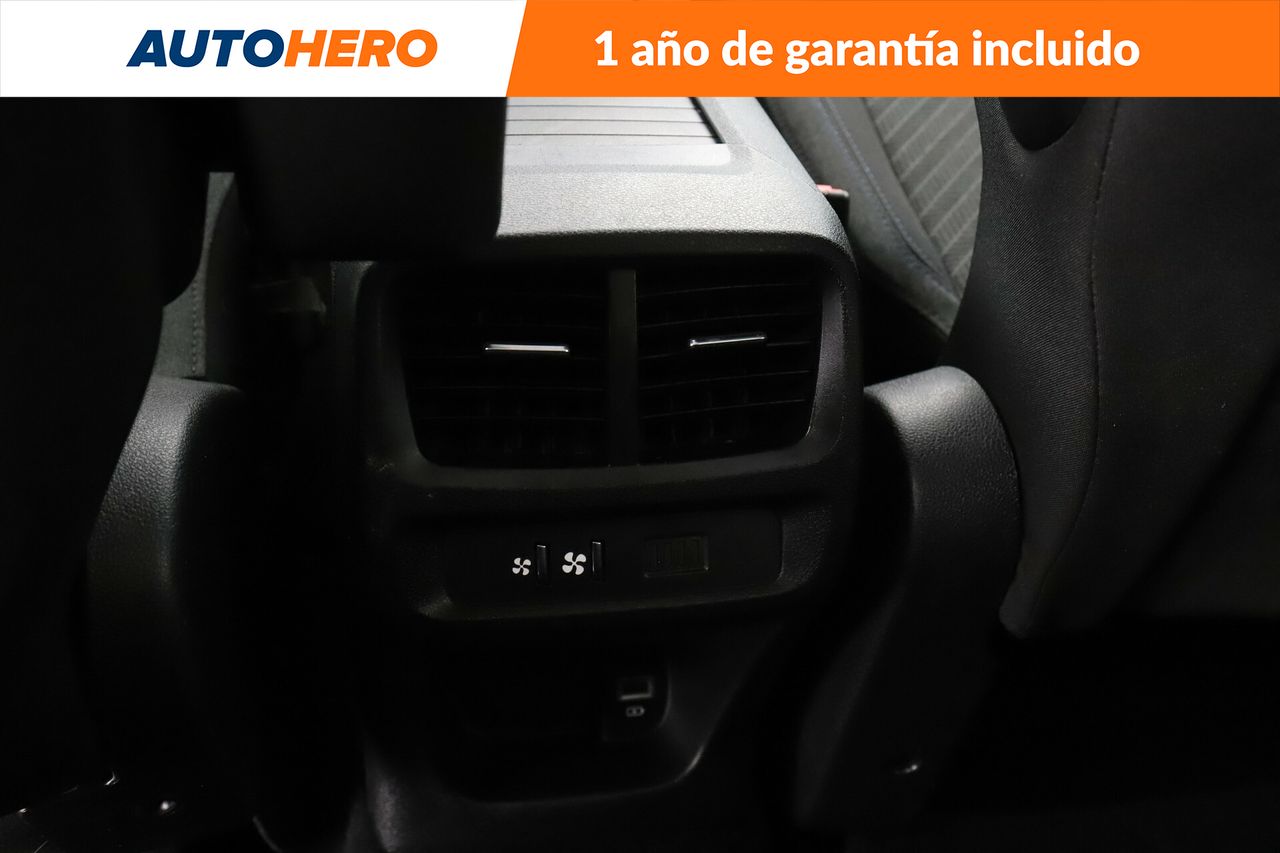 Foto Peugeot Rifter 31