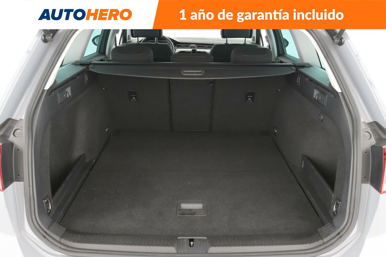 Foto Volkswagen Passat 17