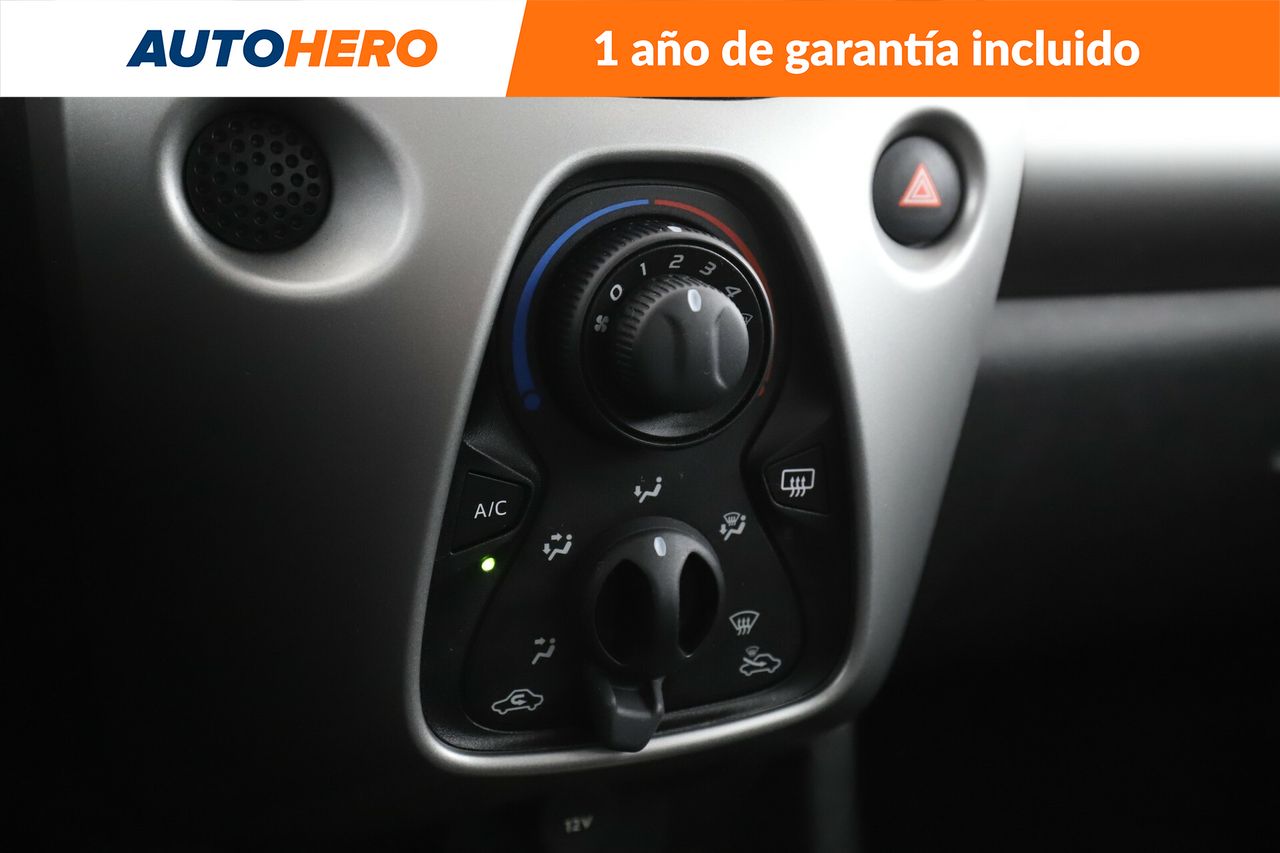 Foto Toyota Aygo 26