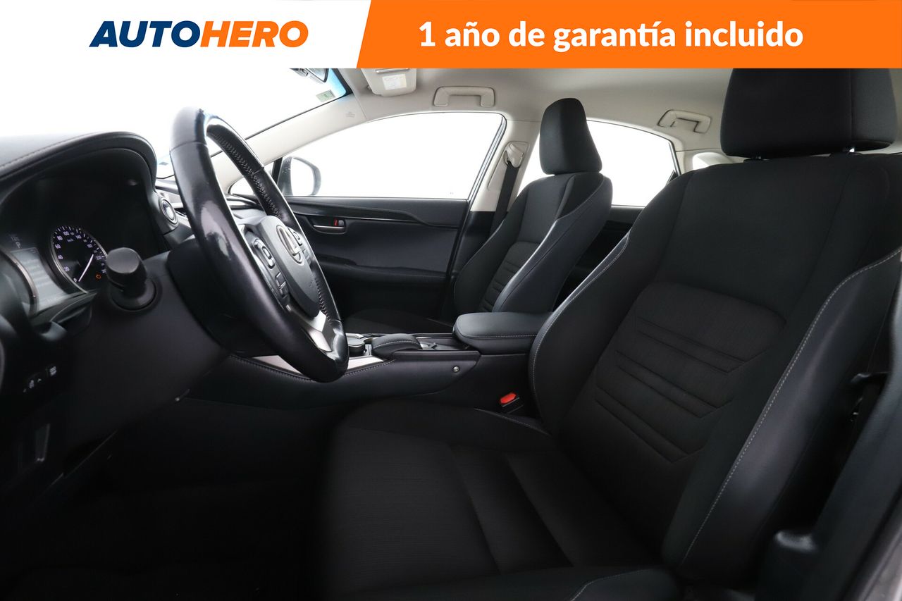Foto Lexus NX 10