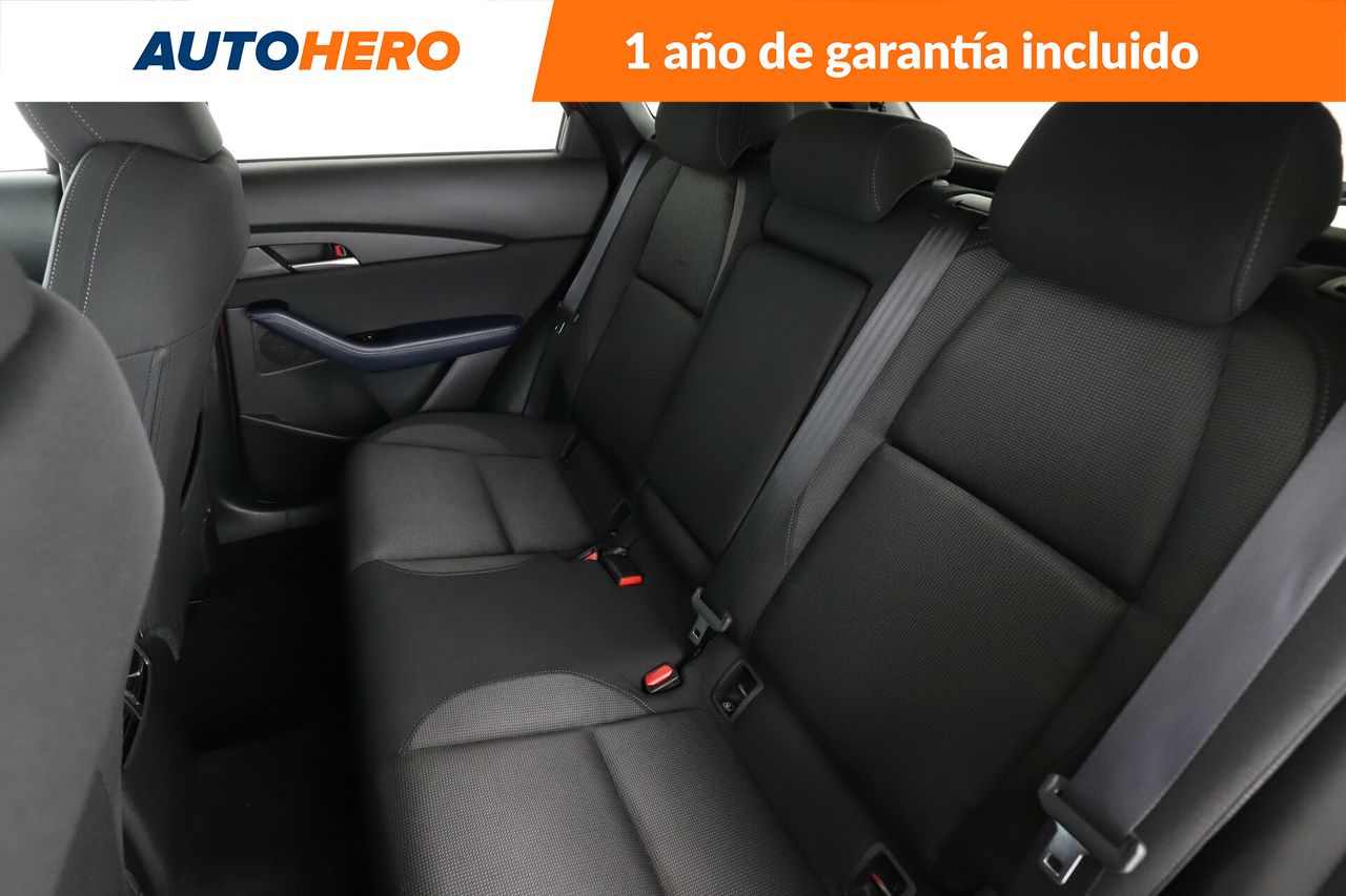 Foto Mazda CX-30 14