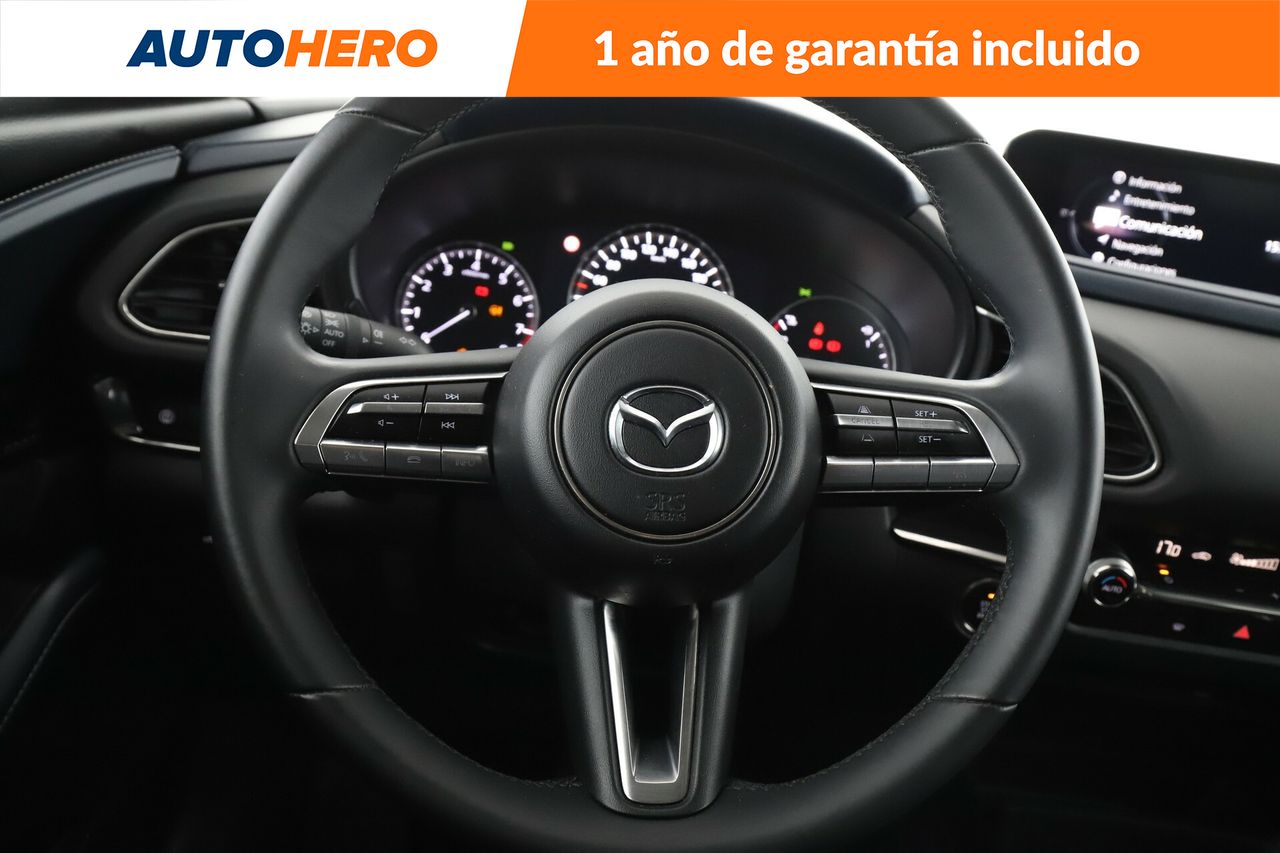 Foto Mazda CX-30 19