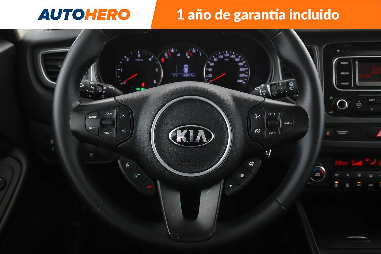 Foto Kia Carens 19