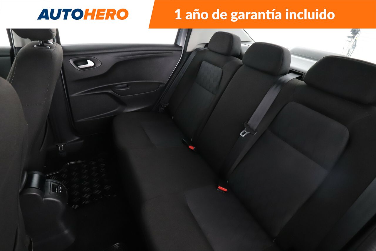 Foto Citroën C-Elysèe 14