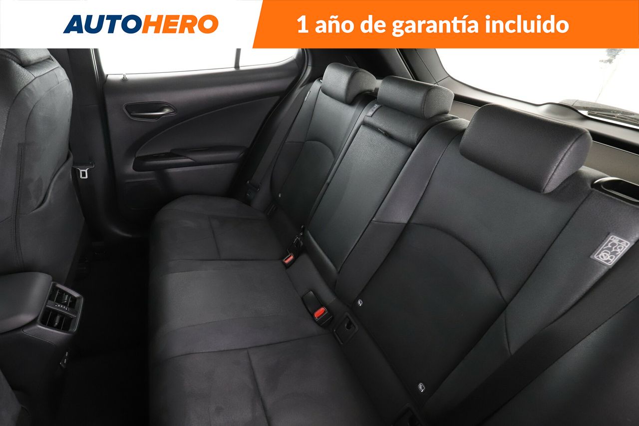 Foto Lexus UX 14