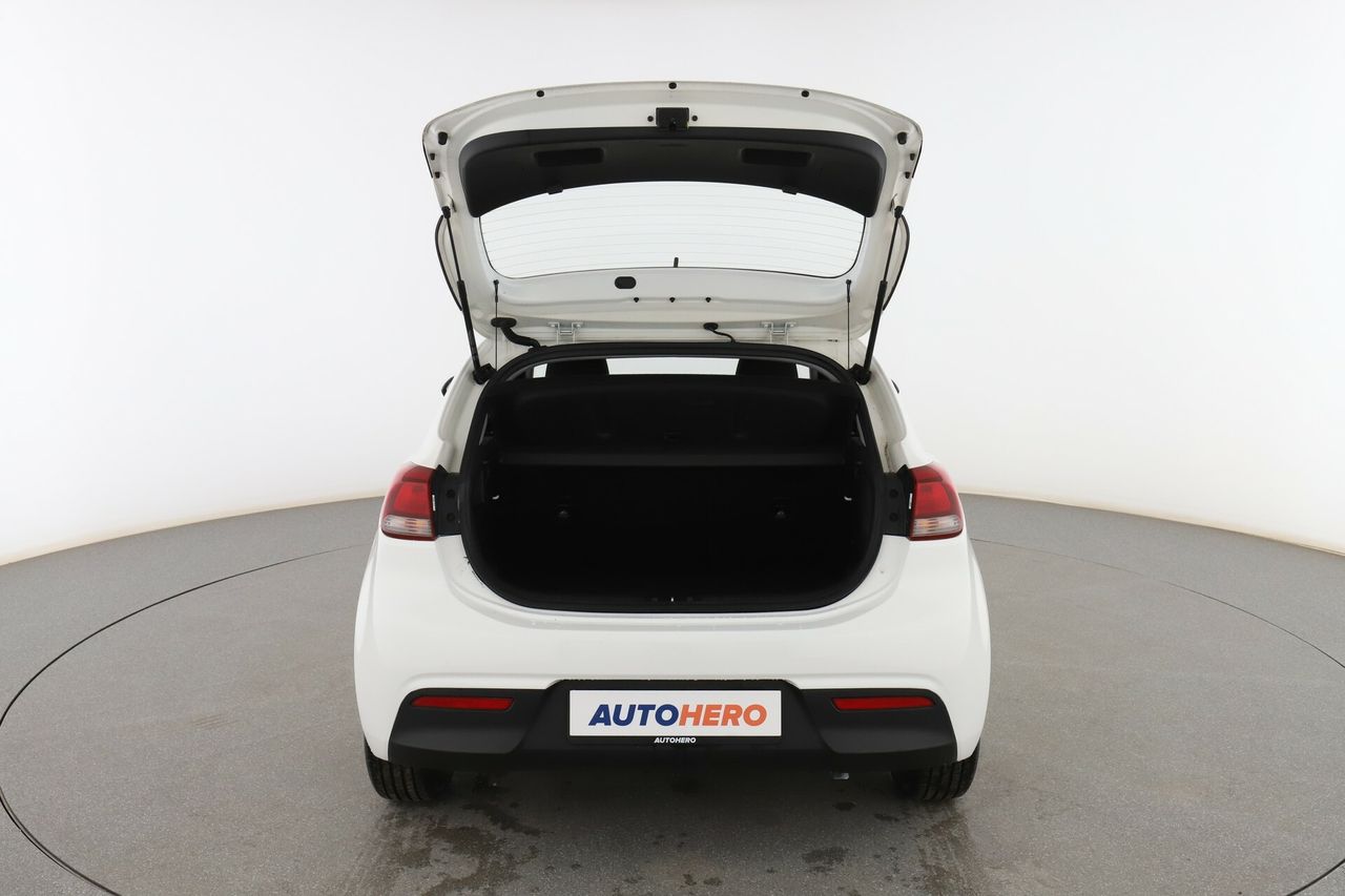 Foto Kia Rio 16