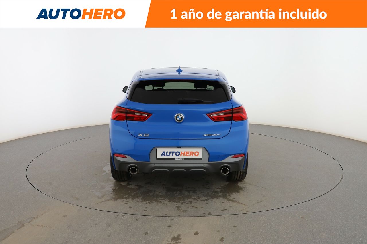 Foto BMW X2 4