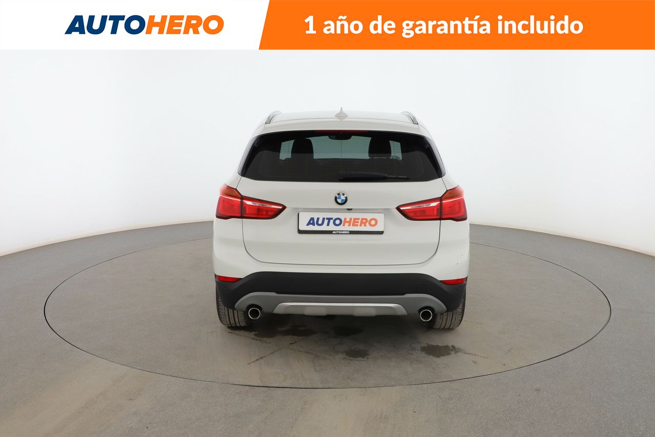 Foto BMW X1 4