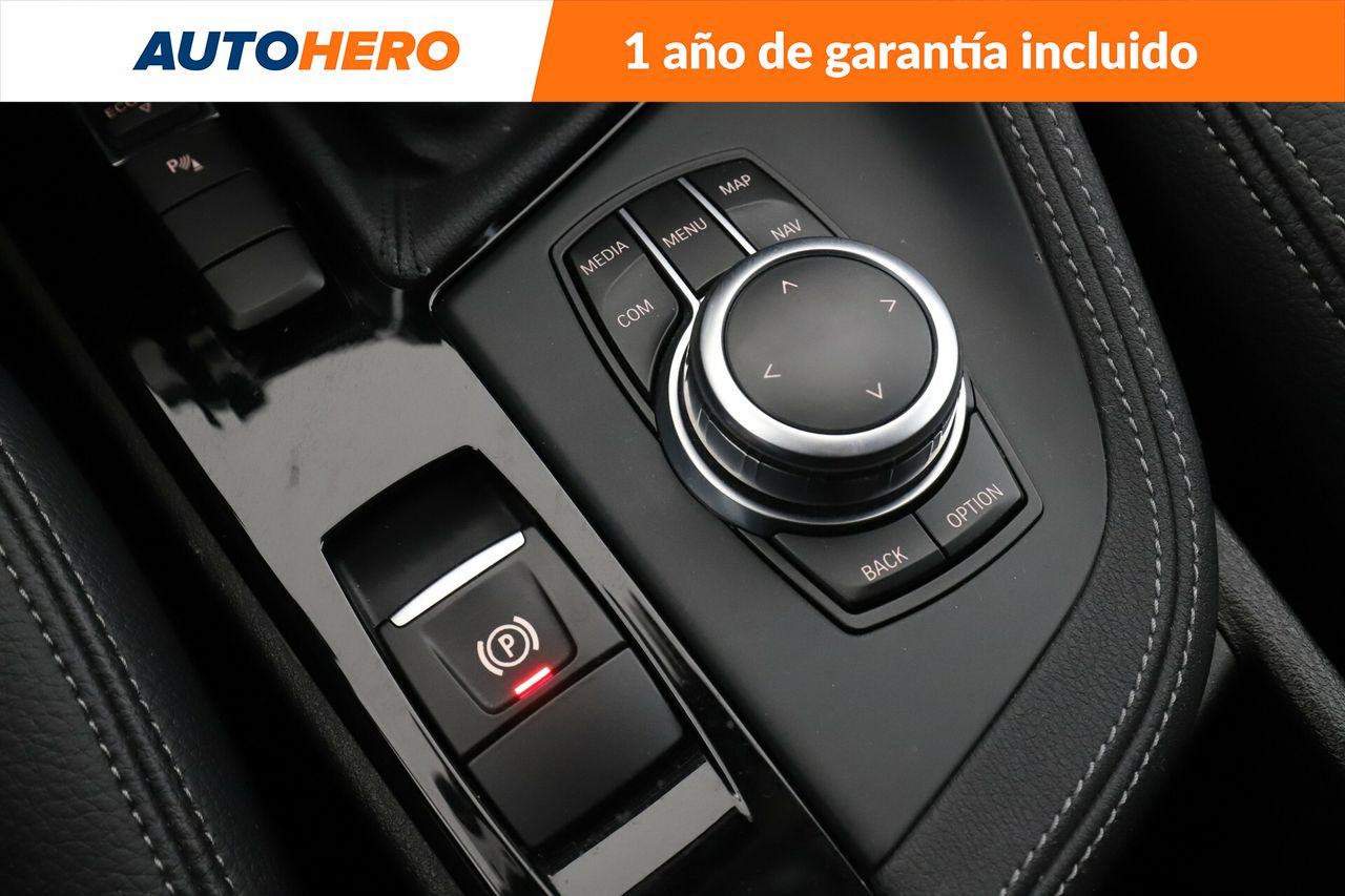 Foto BMW X1 30