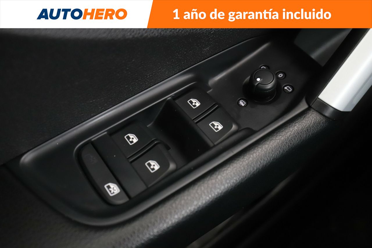 Foto Audi Q2 28